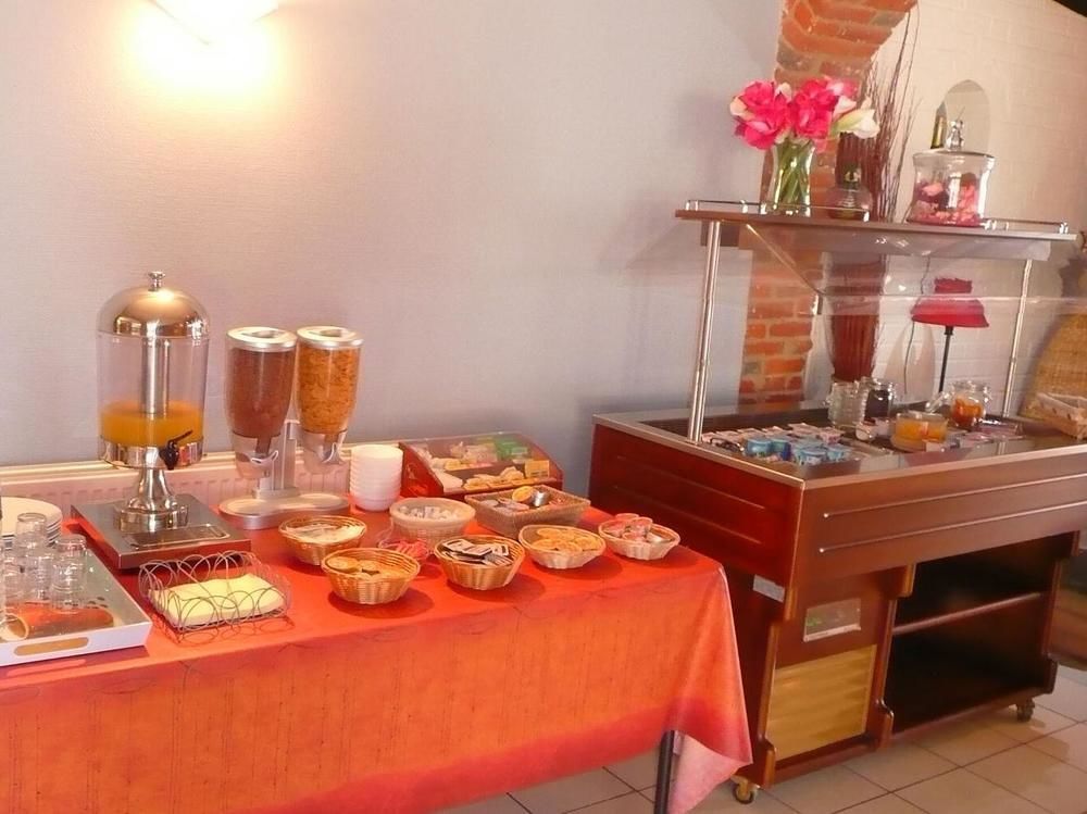 Avesnelles Logis Hotel - Les Paturelles מראה חיצוני תמונה